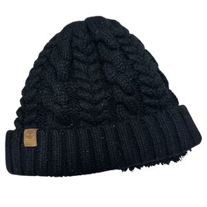Black sweater knit timberland beanie